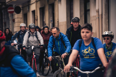 Famiglie pugliesi e turisti norvegesi per la chiusura del “Molfetta bik...