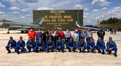 Frecce tricolori, gli ospiti del centro disabili accolgono i piloti